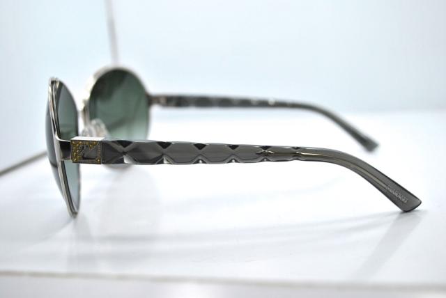 スワロフスキー Swarovski 『Babe サングラス』 SW23 16B スワロフスキー Swarovski 『Babe サングラス』 SW23 16B